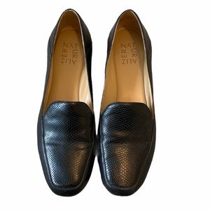 Naturalizer Kate Snakeskin Loafers in Black